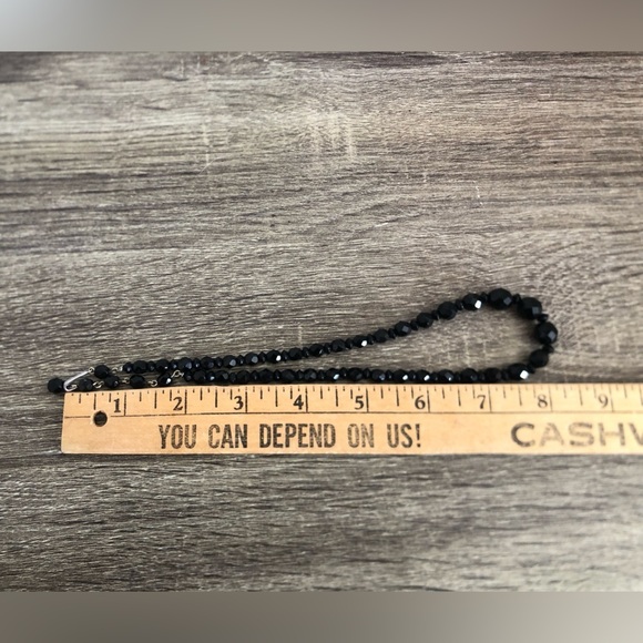 Vtg Black Glass Faceted Beaded Necklace - Picture 6 of 11